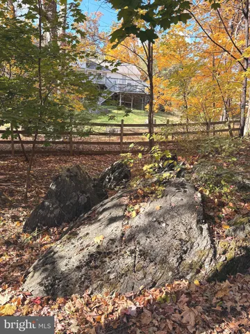 $1,600,000 | 11512 Le Havre Drive, Potomac, MD 20854