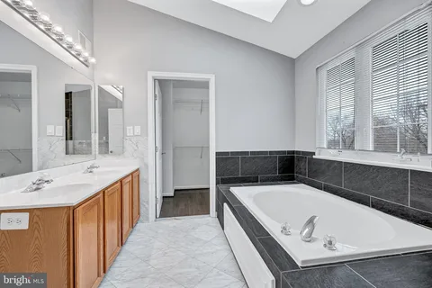 $749,500 | 21319 Emerald Drive, Germantown, MD 20876