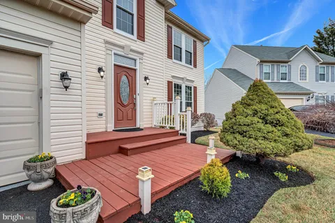 $749,500 | 21319 Emerald Drive, Germantown, MD 20876