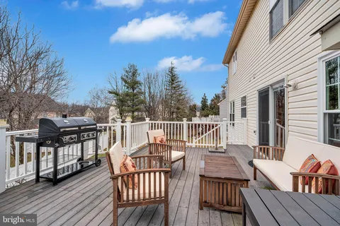 $749,500 | 21319 Emerald Drive, Germantown, MD 20876