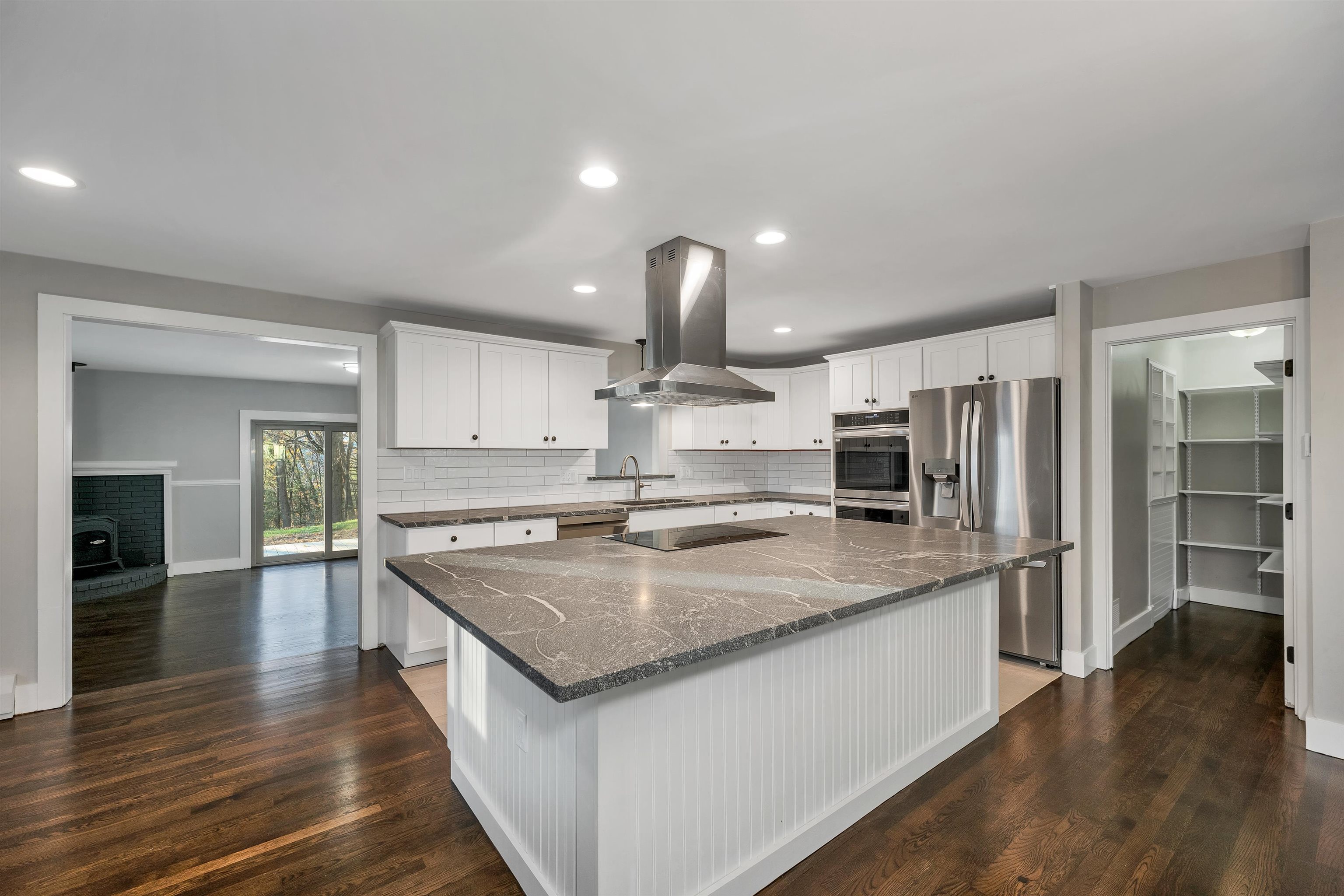 13 Pasture Lane Lebanon, NH 03784 - Photo 3 of 41