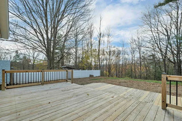 $639,700 | 13 Pasture Lane, Lebanon, NH 03784