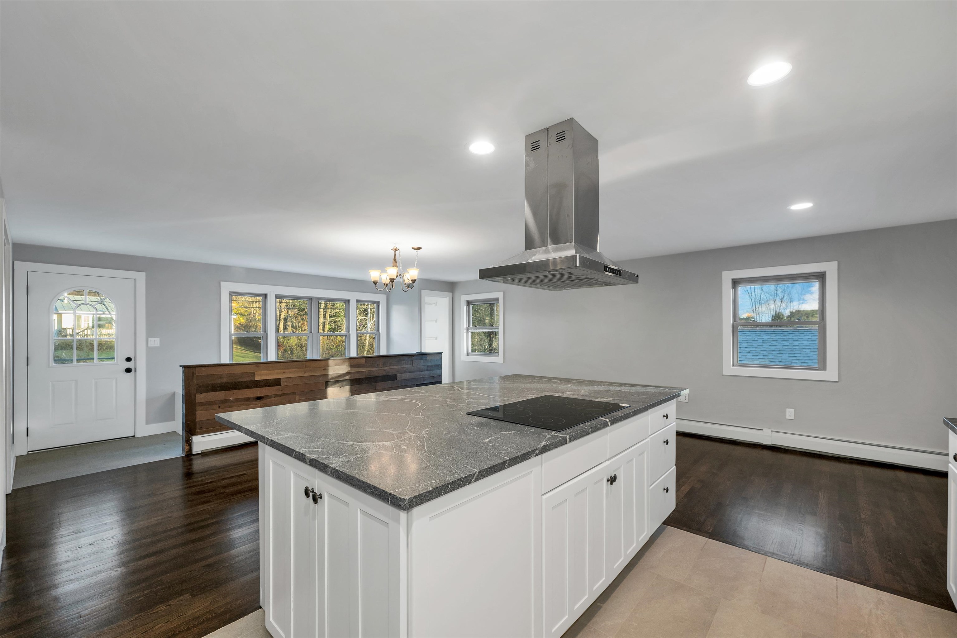 13 Pasture Lane Lebanon, NH 03784 - Photo 6 of 41