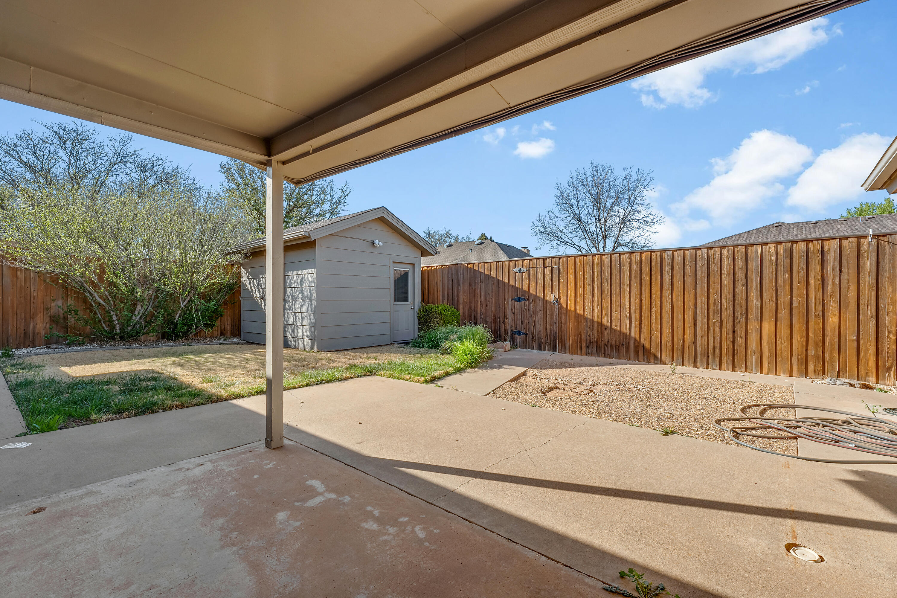 5002 94th Street Lubbock, TX 79424 - Photo 29 of 30 a backyard of a house
