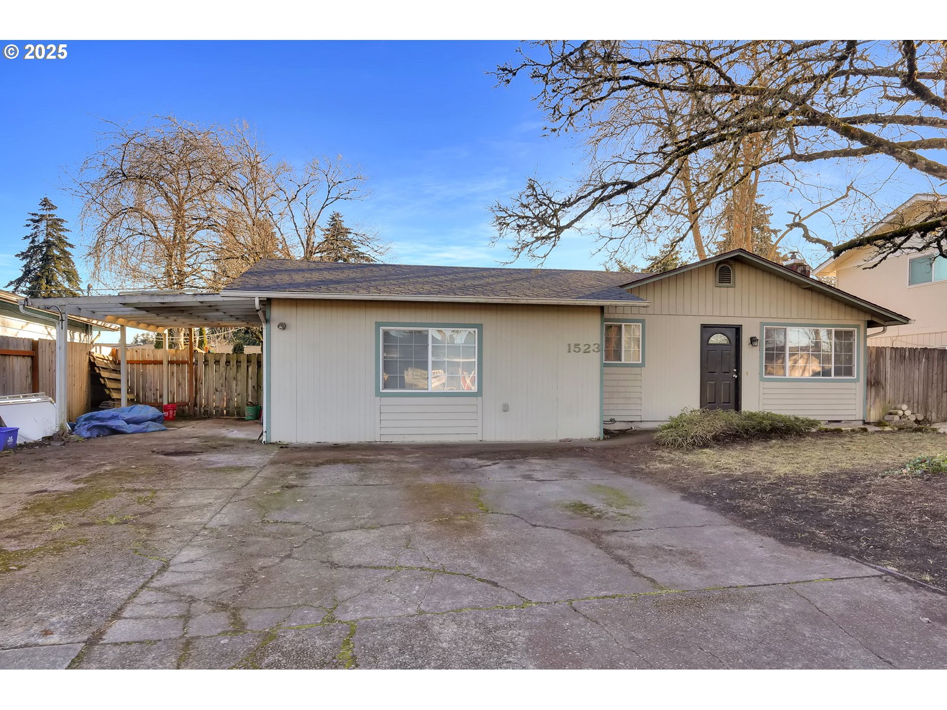 1523 West Fairview Dr  