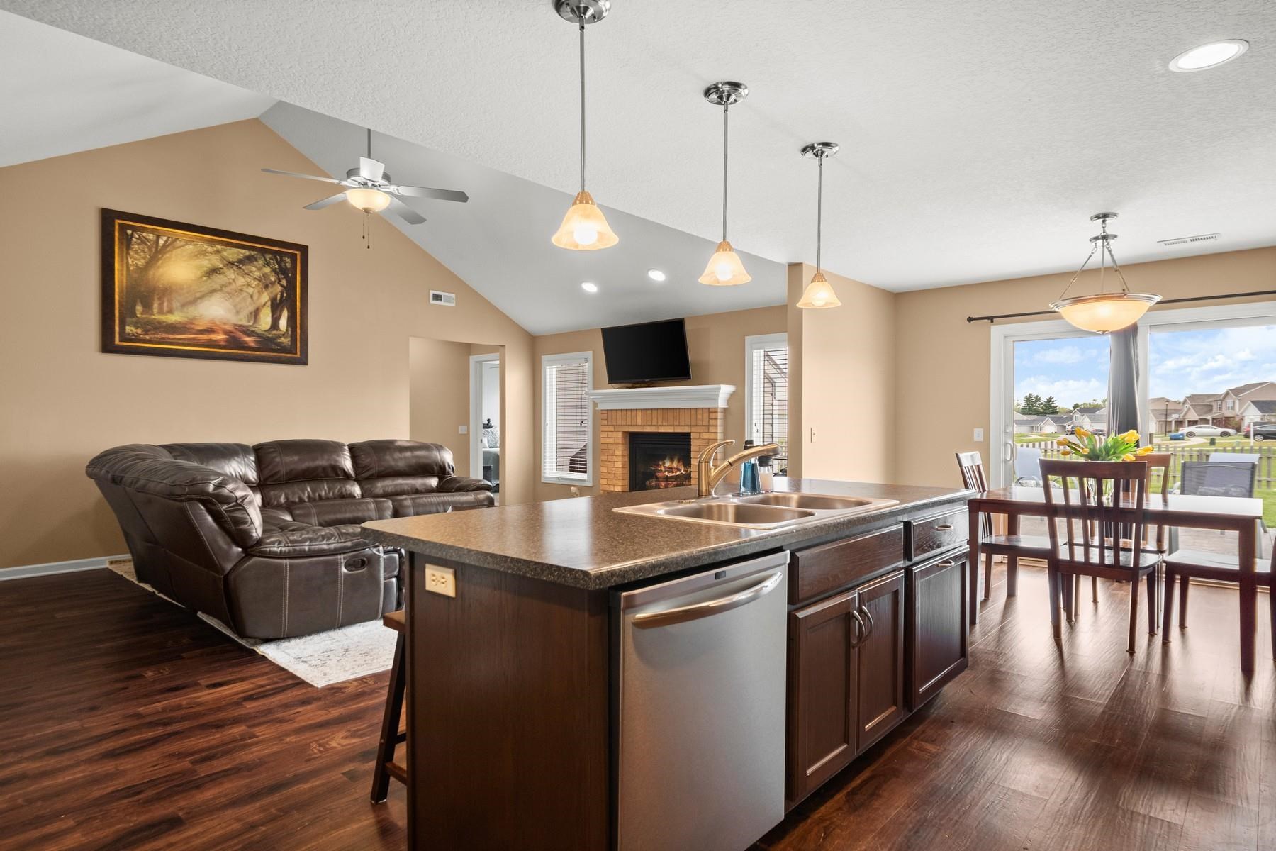 2538 Stonecrop Road Huntertown, IN 46748 - Photo 14 of 25