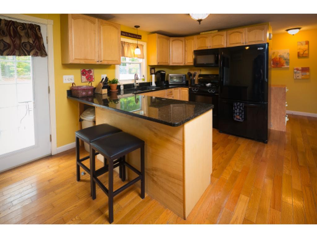 6 Upper Road, Unit A Plaistow, NH 03865 - Photo 11 of 19 Gallery Image 11