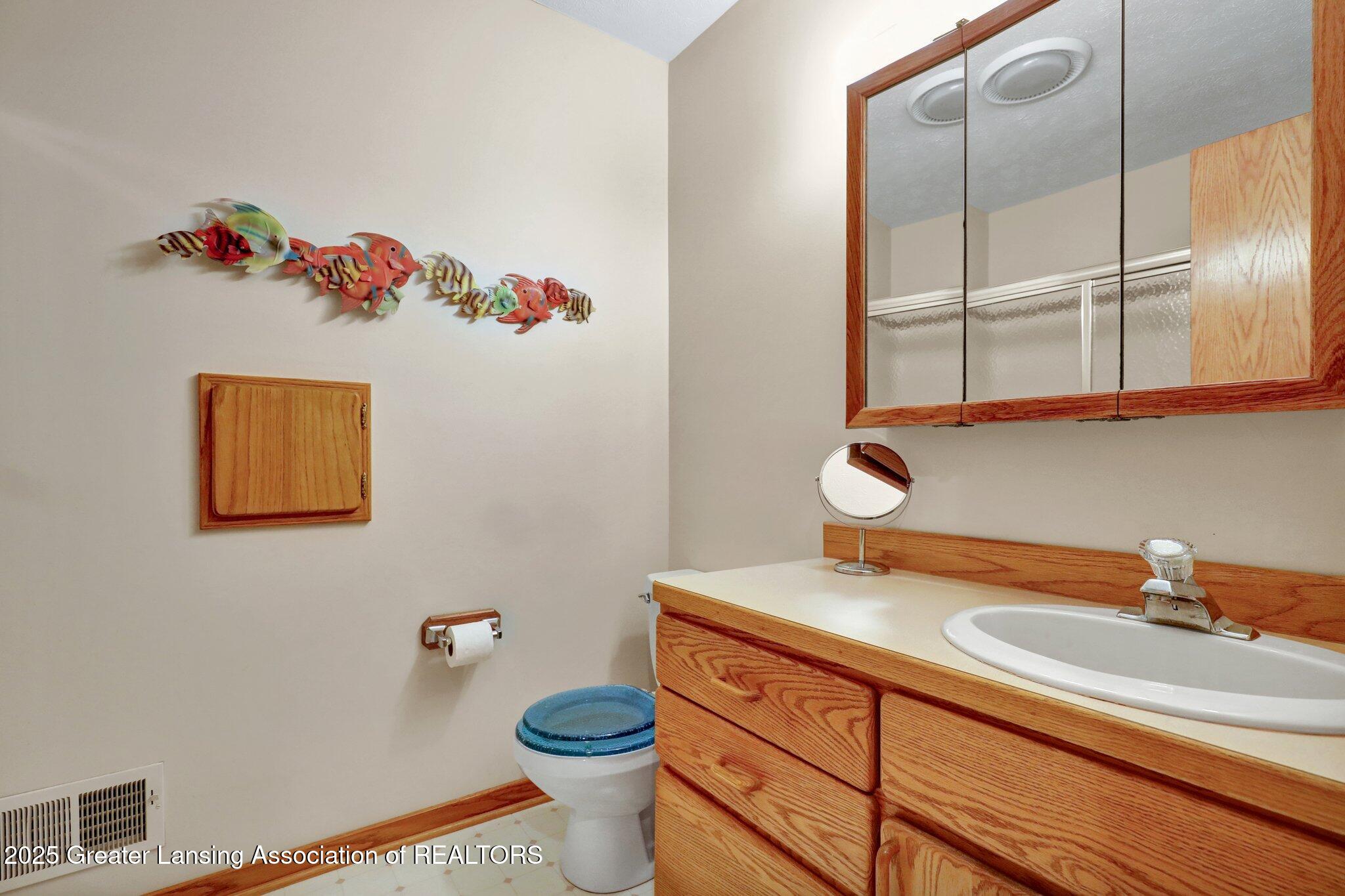 6117 Green Road Haslett, MI 48840 - Photo 33 of 56 Full Bath 2nd Floor