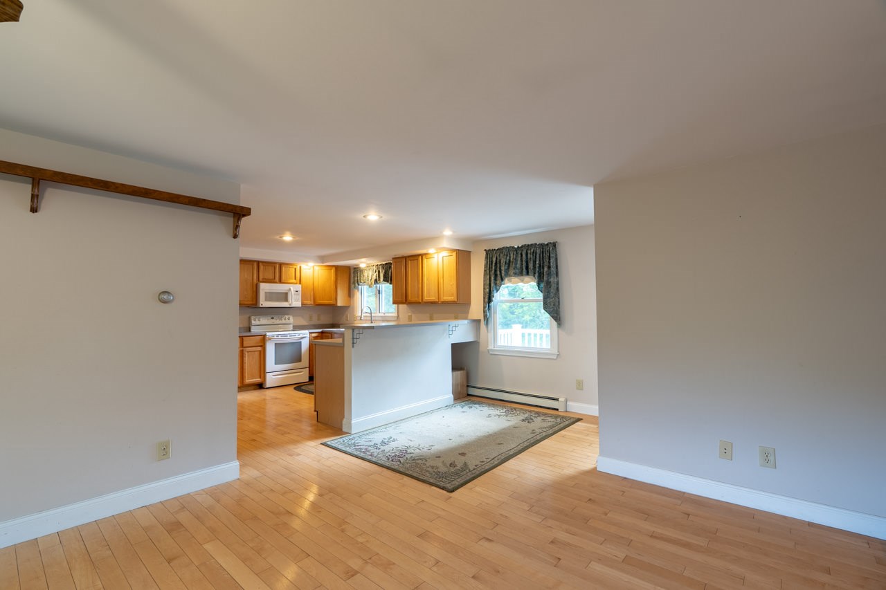 215 Spruce Haven Road Waterbury, VT 05677 - Photo 11 of 33 Gallery Image 11