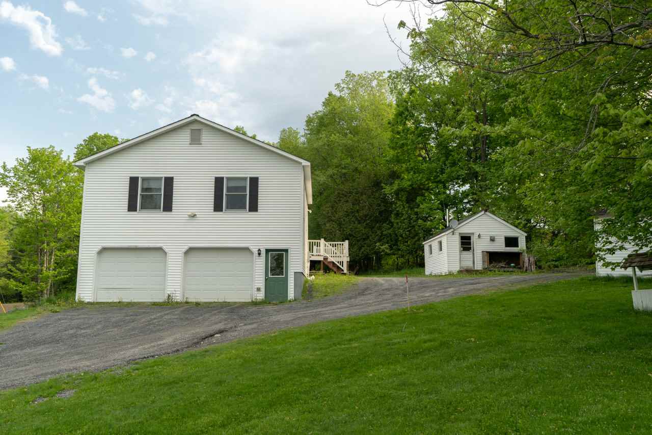215 Spruce Haven Road Waterbury, VT 05677 - Photo 4 of 33 Gallery Image 4