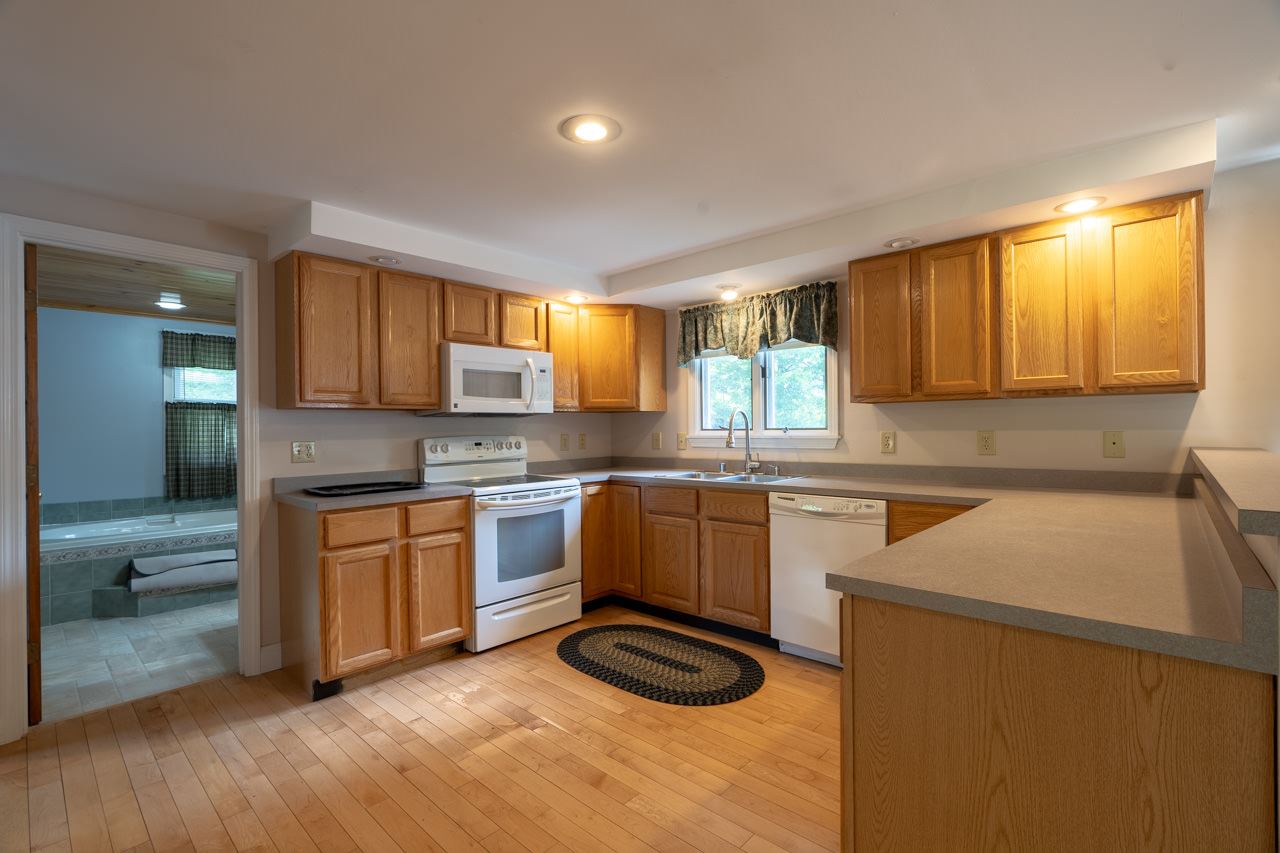 215 Spruce Haven Road Waterbury, VT 05677 - Photo 6 of 33 Gallery Image 6