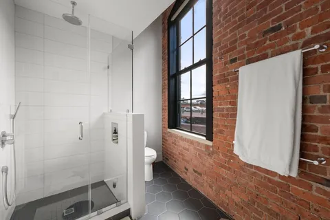 $3,250,000 | 49 Melcher Street, Unit 502, Boston, MA 02210