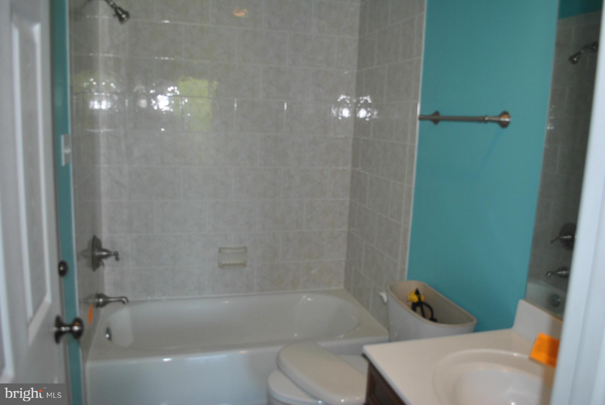 573 Houck Road Westminster, MD 21157 - Photo 27 of 30 Bath