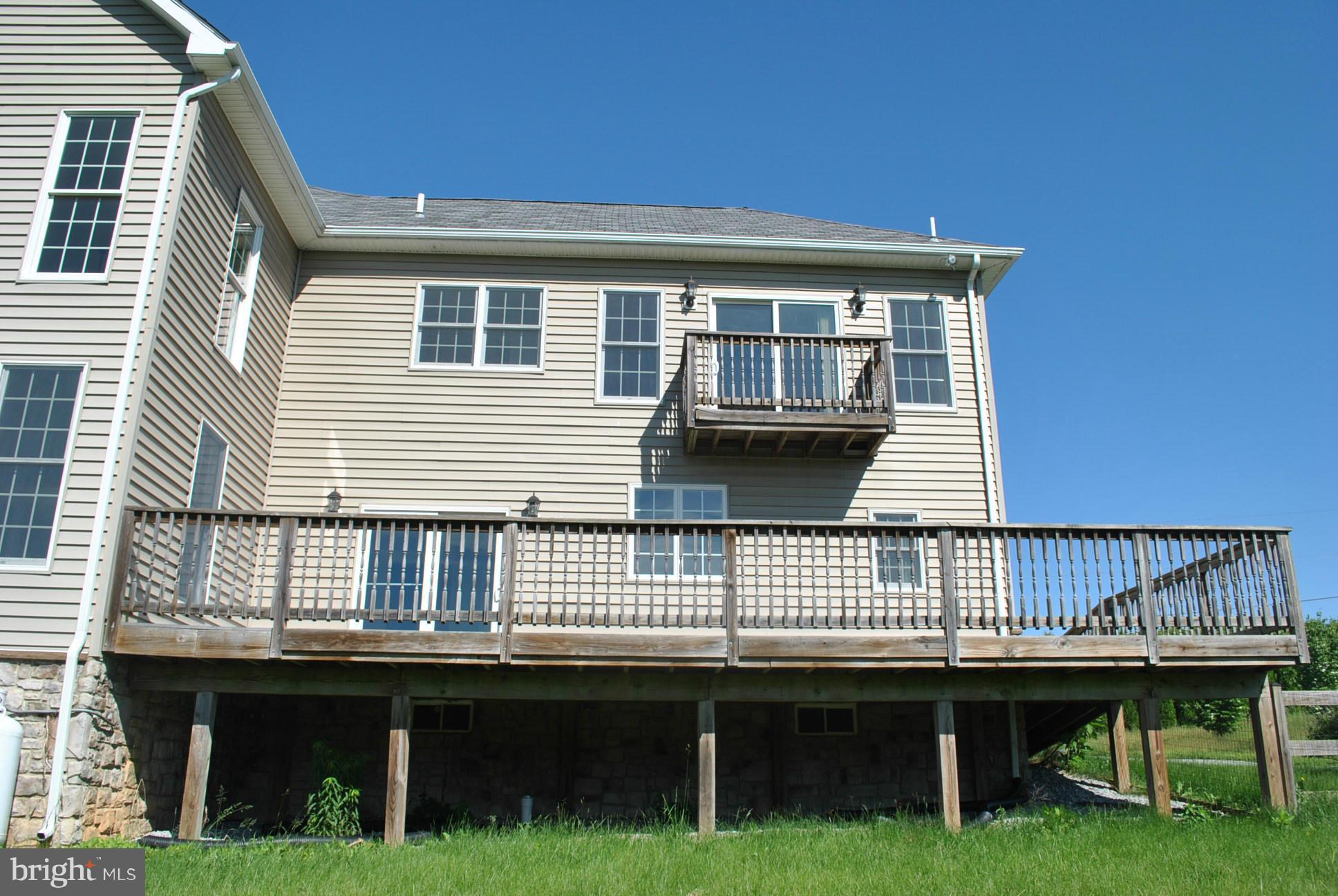 573 Houck Road Westminster, MD 21157 - Photo 7 of 30 Exterior (Rear)