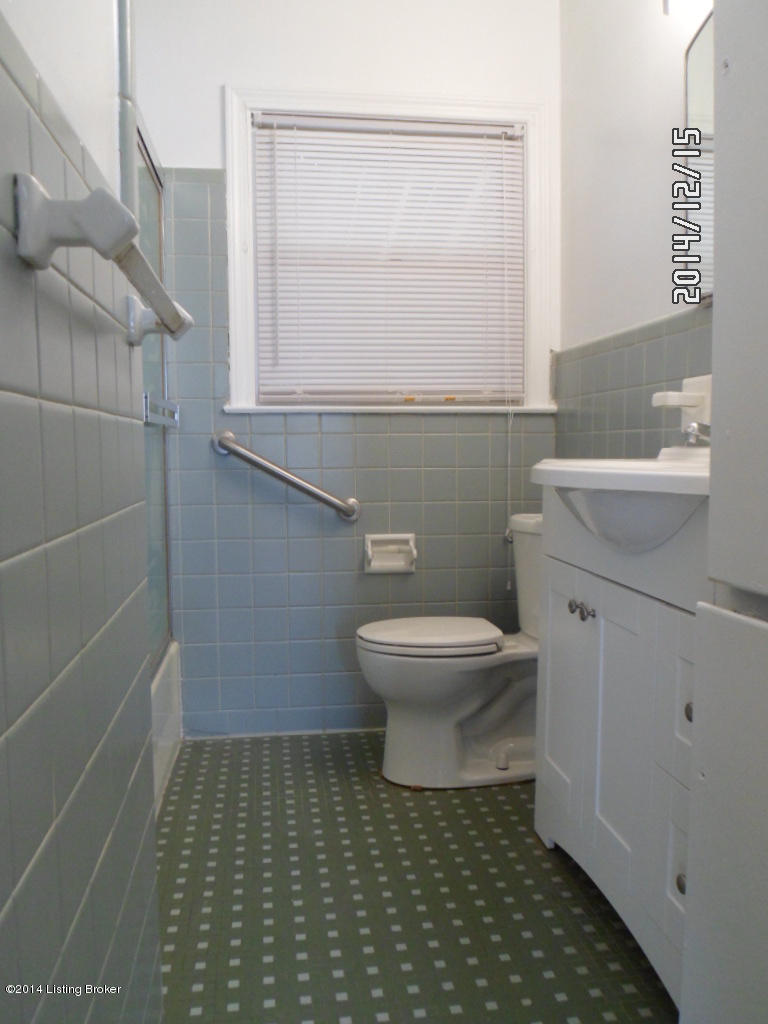 4535 Fox Run Road Louisville, KY 40207 - Photo 14 of 15 SAM_8117