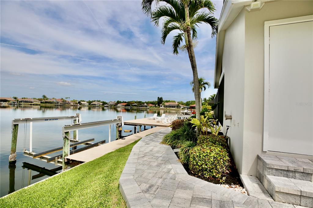 5806 Cruiser Way Tampa, FL 33615 - Photo 84 of 98