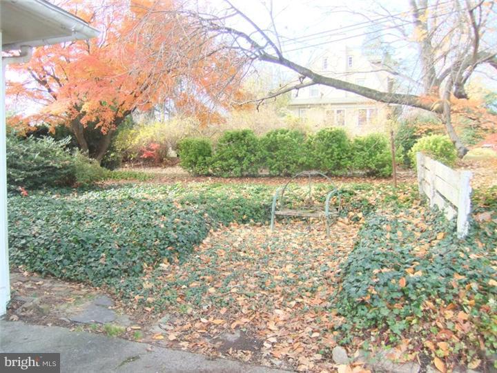 106 Summit Road Springfield, PA 19064 - Photo 23 of 25