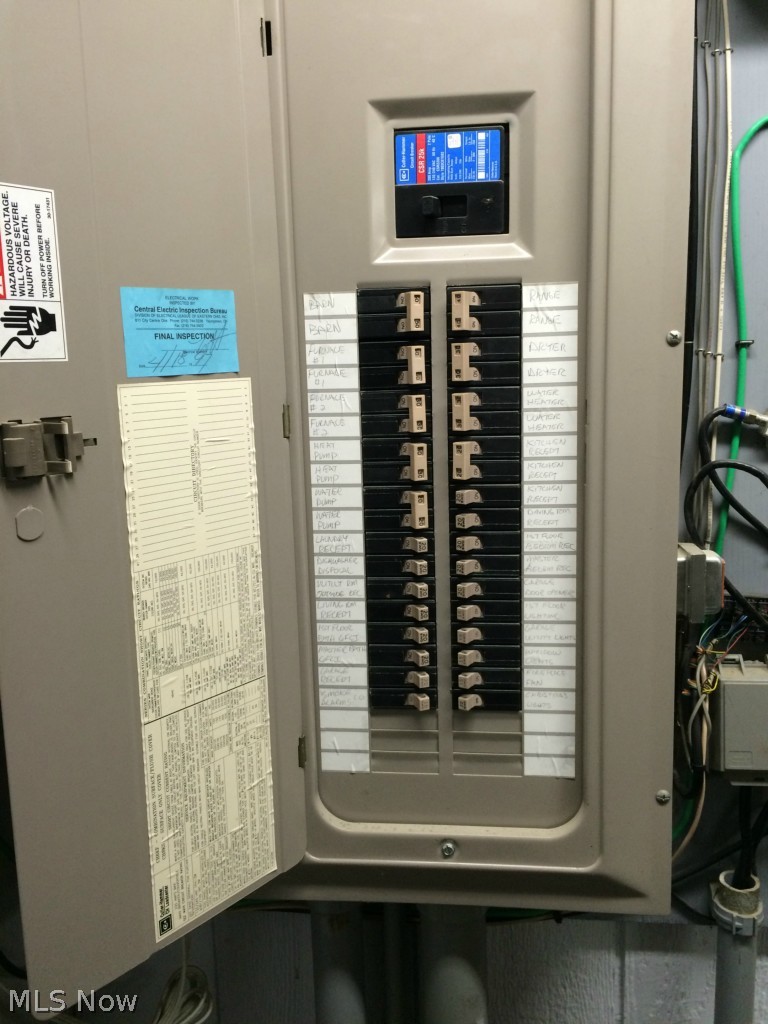 10860 West Calla Road Salem, OH 44460 - Photo 13 of 18 200 amp electrical service