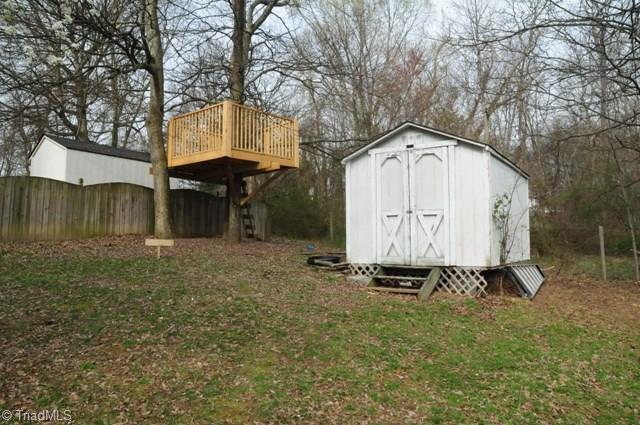 305 Stapleton Way High Point, NC 27265 - Photo 9 of 9 Shed and Playhouse