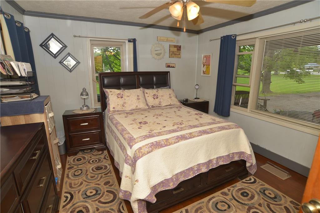 8341 Crawfordsville Road Indianapolis, IN 46234 - Photo 4 of 22 Gallery Image 4