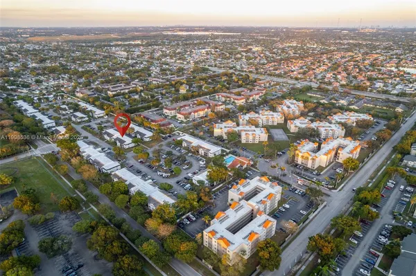 $2,250 | 18845 Northwest 62nd Avenue, Unit 205, Hialeah, FL 33015