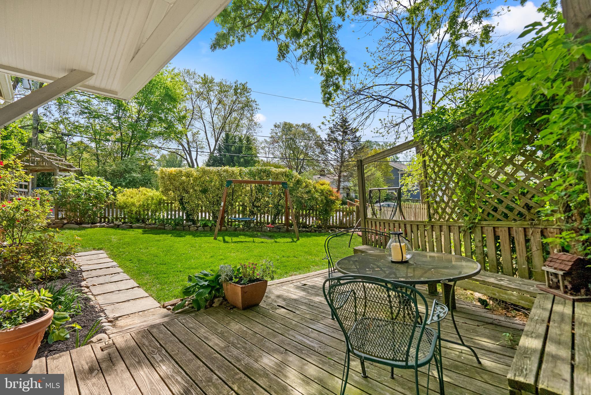 3 McKay Circle Cabin John, MD 20818 - Photo 39 of 52 Side Yard