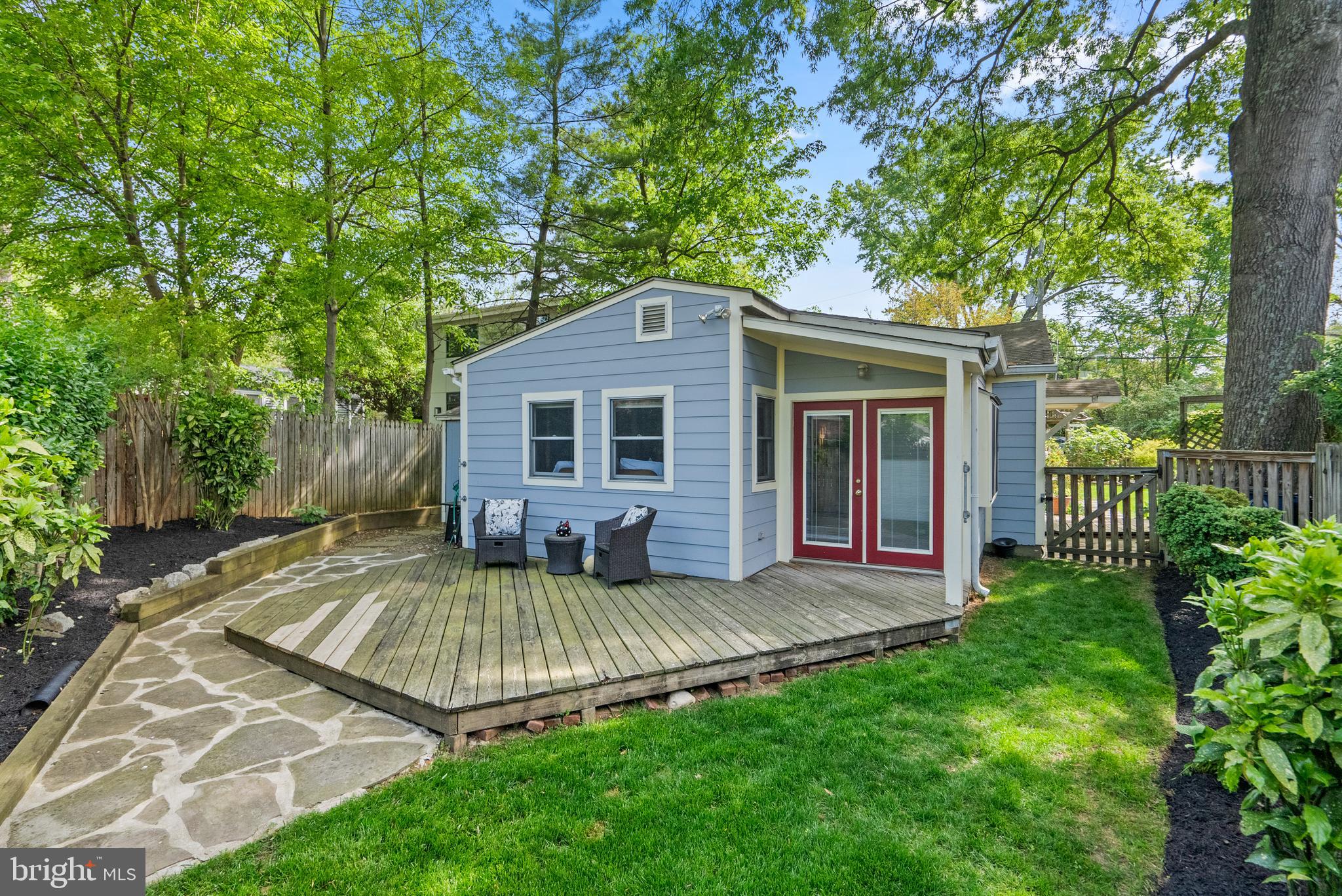 3 McKay Circle Cabin John, MD 20818 - Photo 42 of 52 Exterior Rear