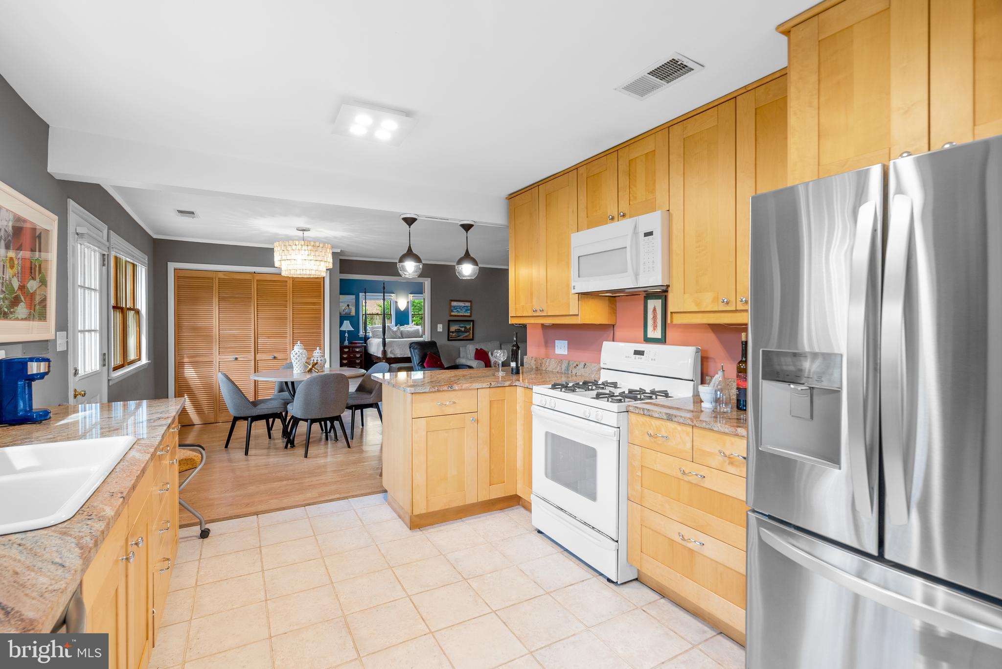 3 McKay Circle Cabin John, MD 20818 - Photo 7 of 52 Kitchen