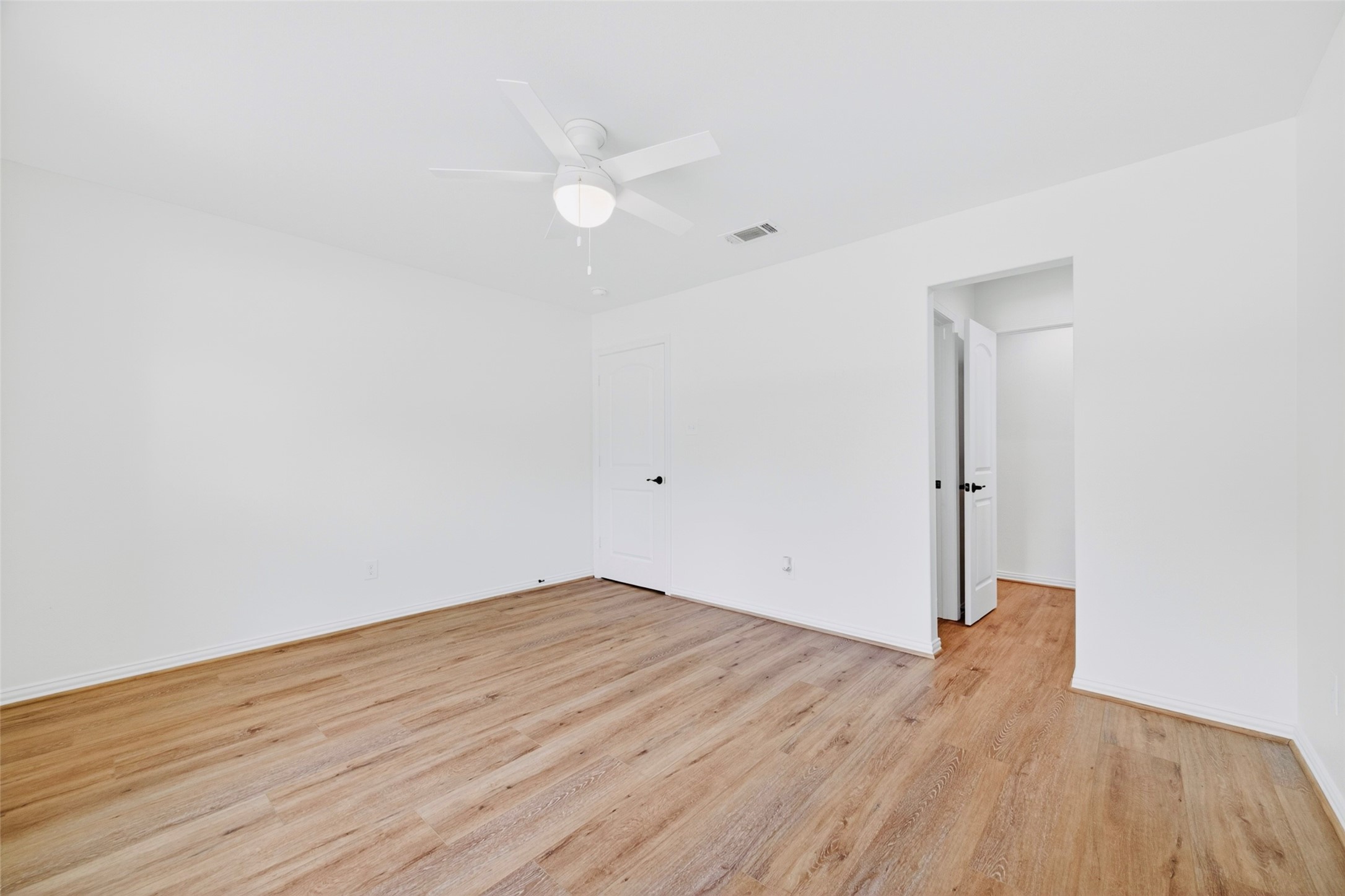 4302 Hickorygate Drive Spring, TX 77373 - Photo 12 of 23 Opposite view of the primary bedroom