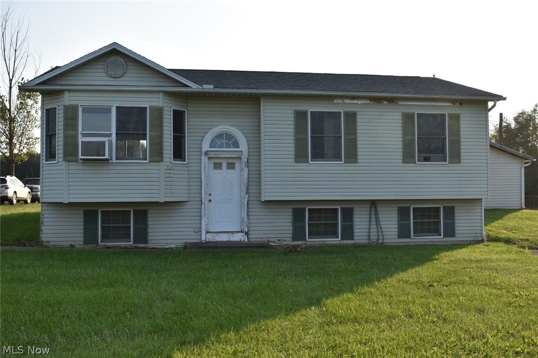 18859 Forbes Road Wellsville, OH 43968 - Photo 1 of 30 Gallery Image 1