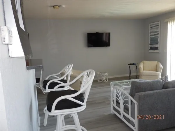 a view of a livingroom with furniture