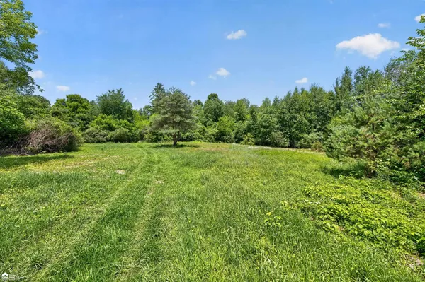 $149,900 | 5498 Piersonville Road, Columbiaville, MI 48421