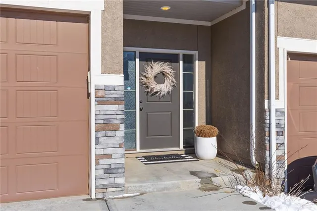 $319,000 | 7422 Grand Slam Street, Parkville, MO 64152