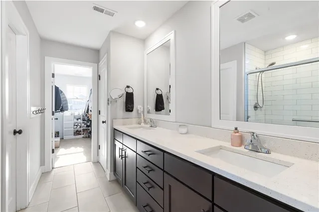 $319,000 | 7422 Grand Slam Street, Parkville, MO 64152