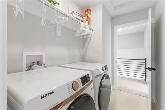 $319,000 | 7422 Grand Slam Street, Parkville, MO 64152