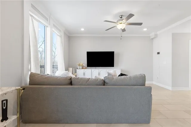 $319,000 | 7422 Grand Slam Street, Parkville, MO 64152