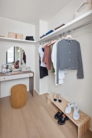 $4,830 | 300 East 50th Street, Unit 16J | Midtown East