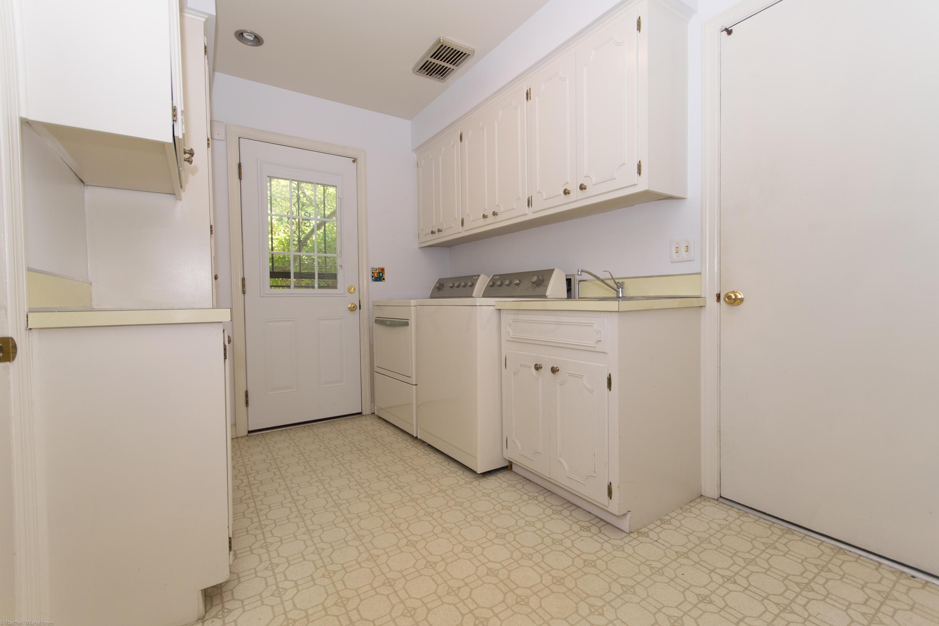 654 Indian Mound Road Columbus, OH 43213 - Photo 68 of 78 Gallery Image 68