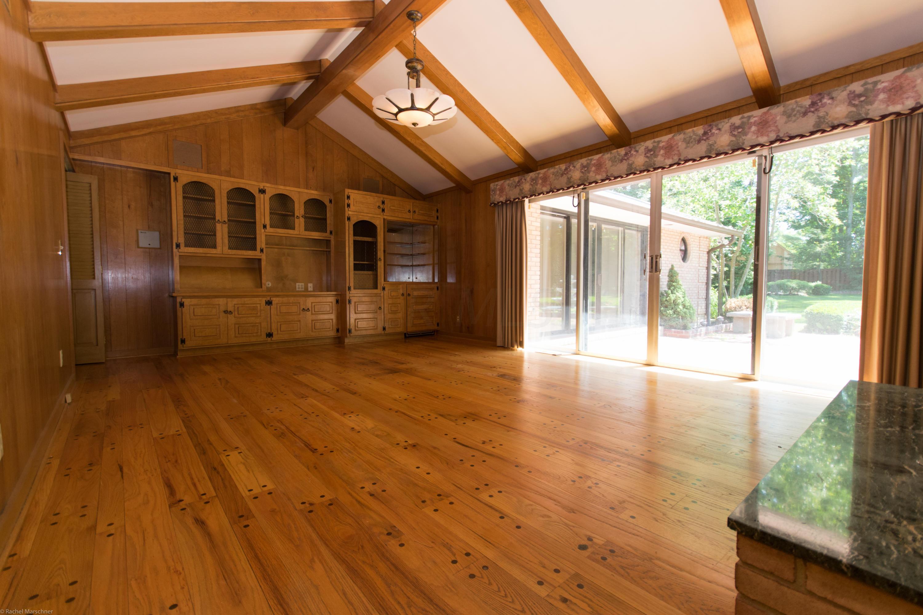 654 Indian Mound Road Columbus, OH 43213 - Photo 10 of 78 Gallery Image 10