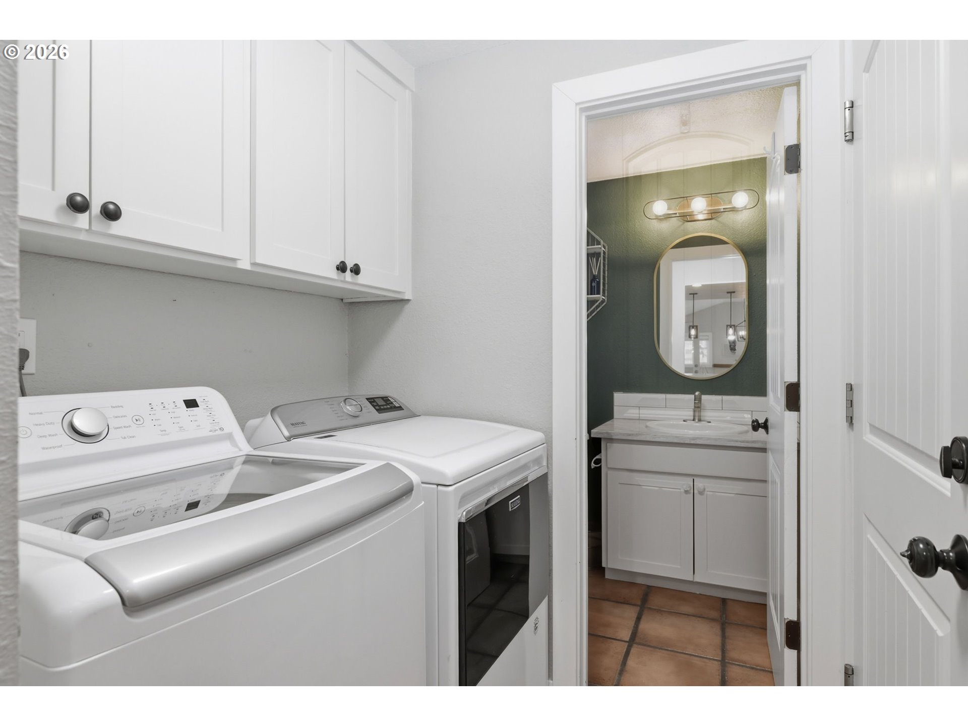 2612 Sage Street Eugene, OR 97404 - Photo 30 of 45 a utility room with dryer and washer