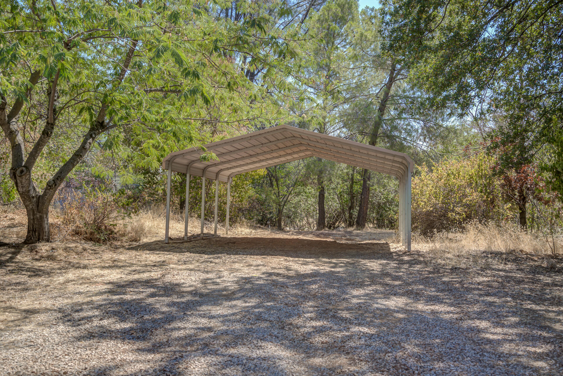 16412 Schilling Road Redding, CA 96001 - Photo 28 of 39 16412SchillingRoad-36