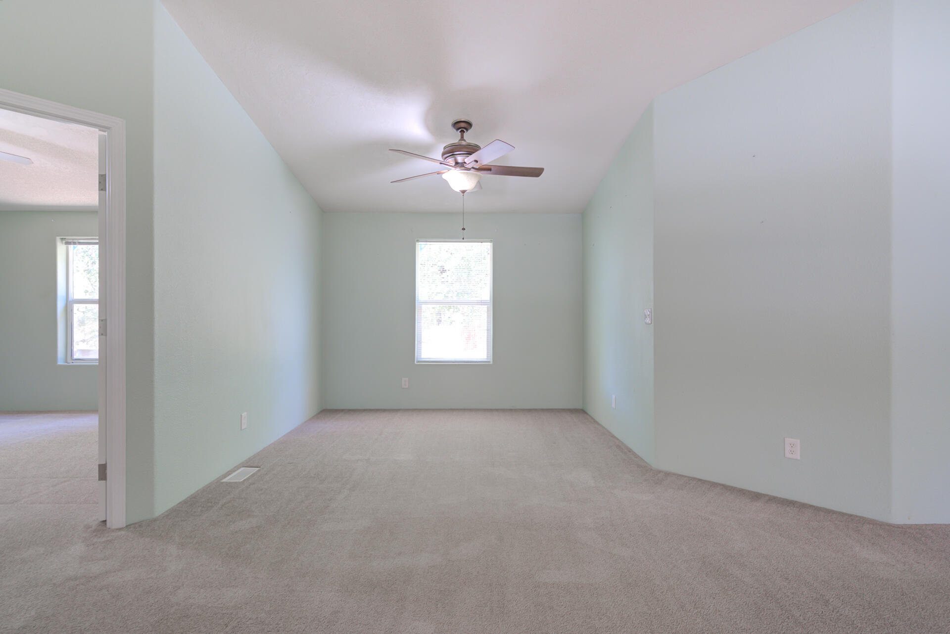 16412 Schilling Road Redding, CA 96001 - Photo 4 of 39 16412SchillingRoad-7