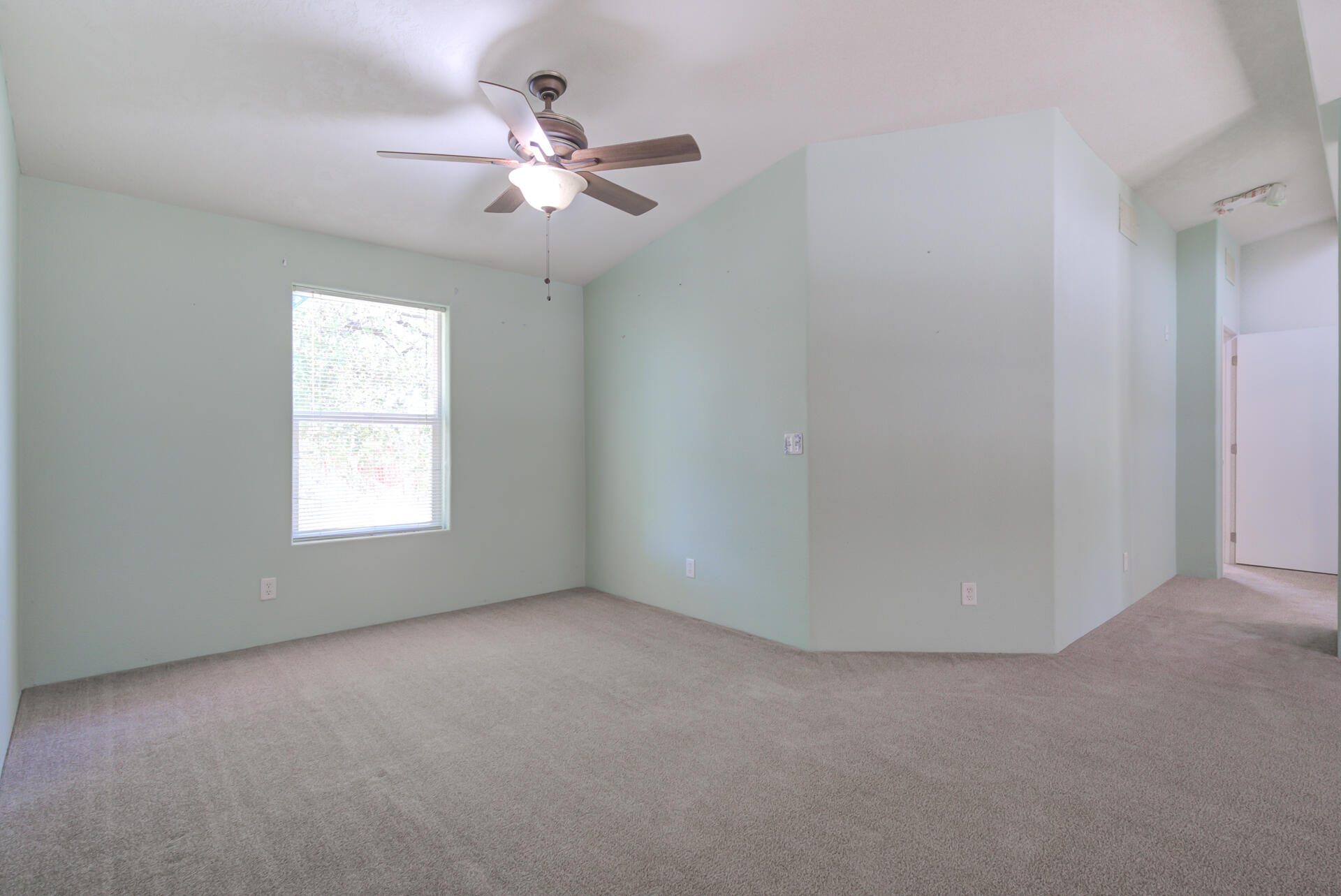 16412 Schilling Road Redding, CA 96001 - Photo 5 of 39 16412SchillingRoad-8