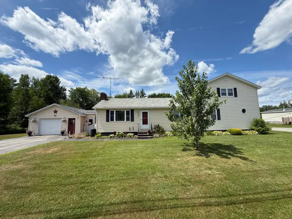 $259,900 | 132 Old County Road North, Enfield, ME 04493