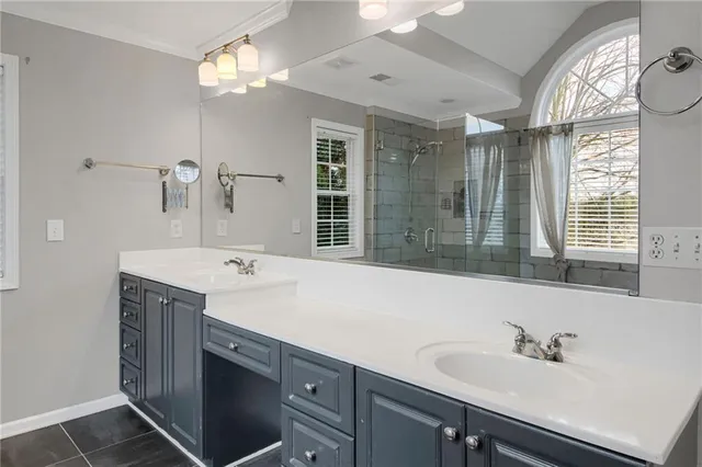 $565,000 | 5610 Vinings Place Trail Southeast, Mableton, GA 30126