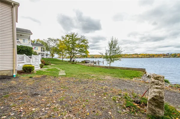 $1,750,000 | 70 Avalon Trail, Webster, NY 14580