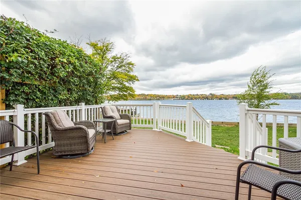 $1,750,000 | 70 Avalon Trail, Webster, NY 14580