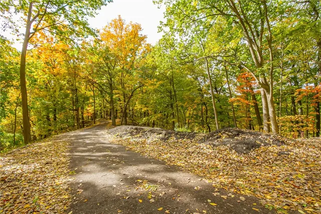 $1,750,000 | 70 Avalon Trail, Penfield, NY 14580