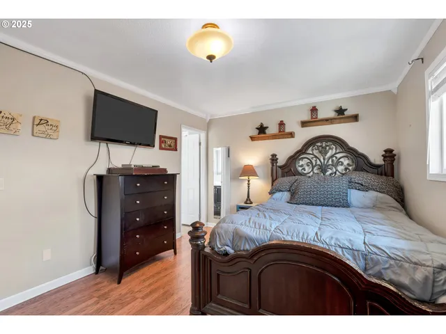 $440,000 | 3525 Royal Crest Drive East, The Dalles, OR 97058