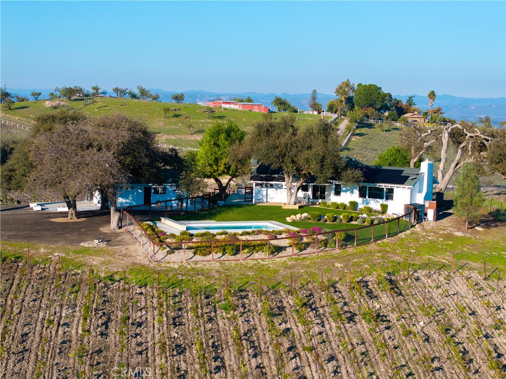 550 Villa Lots Road Paso Robles, CA 93446 - Photo 26 of 31 Birds eye view